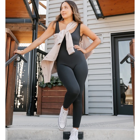 Terra Scoop Neck Ankle Length Romper - Picture 1 of 4